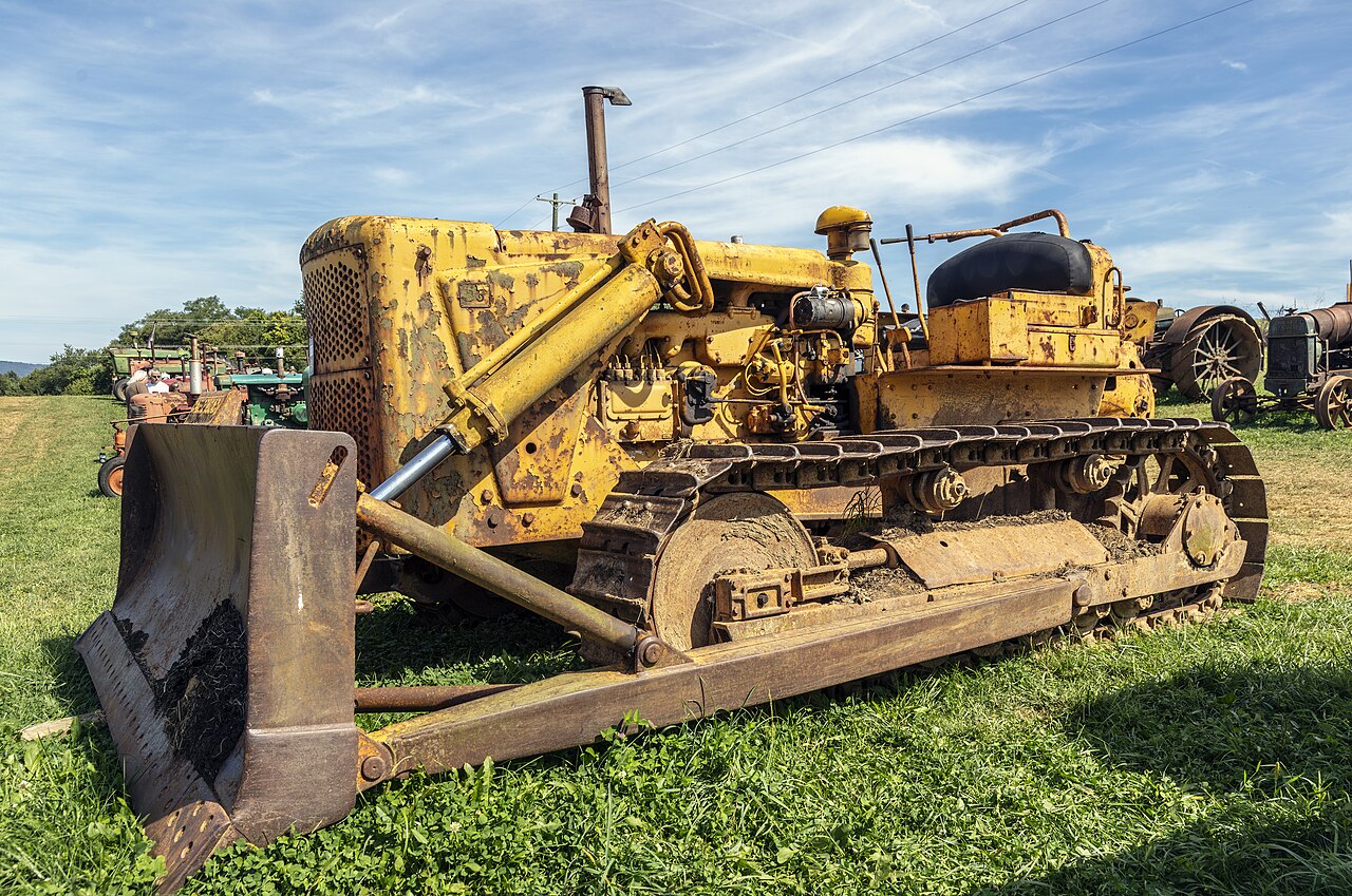 Caterpillar D6